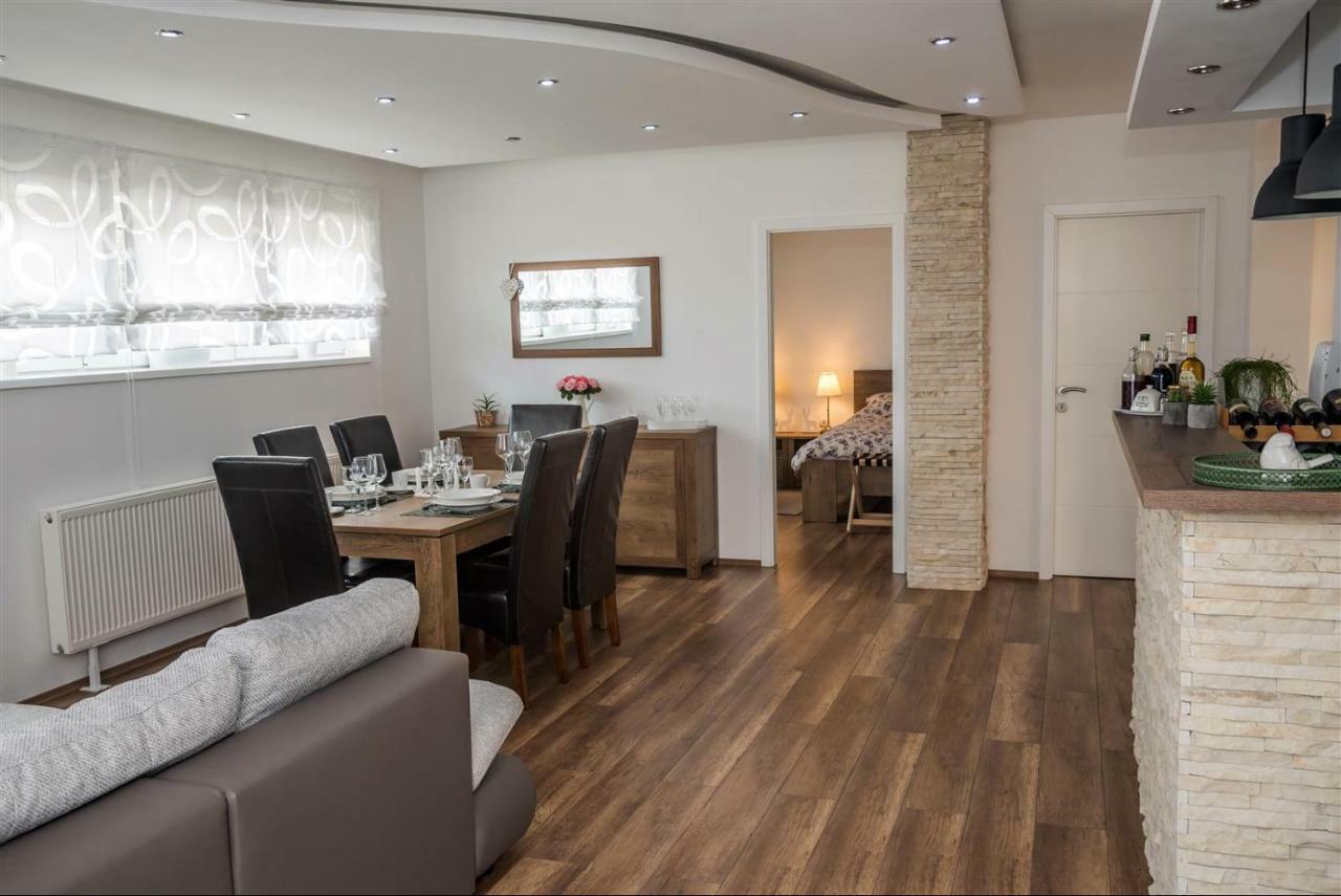 Apartman Hubertus 5* Vagovina Buitenkant foto
