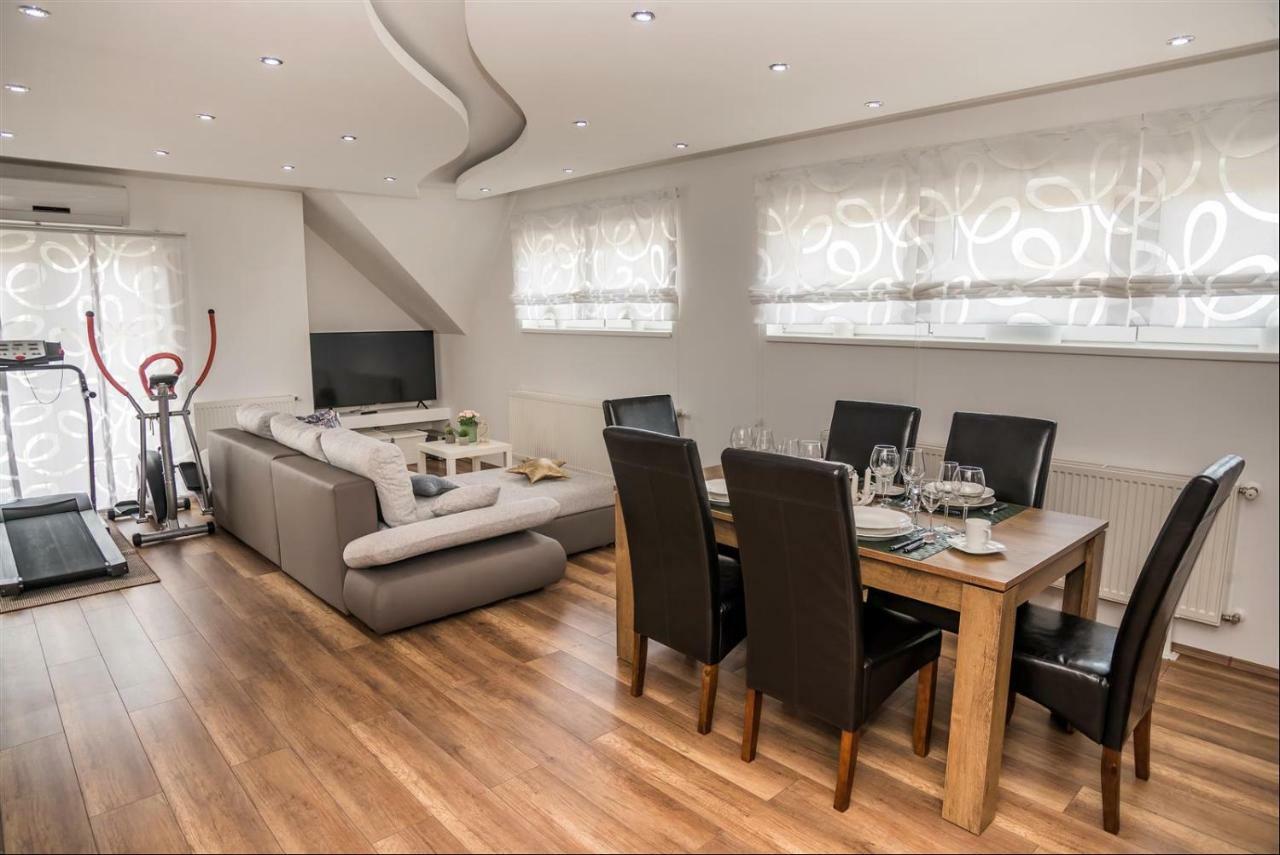 Apartman Hubertus 5* Vagovina Buitenkant foto
