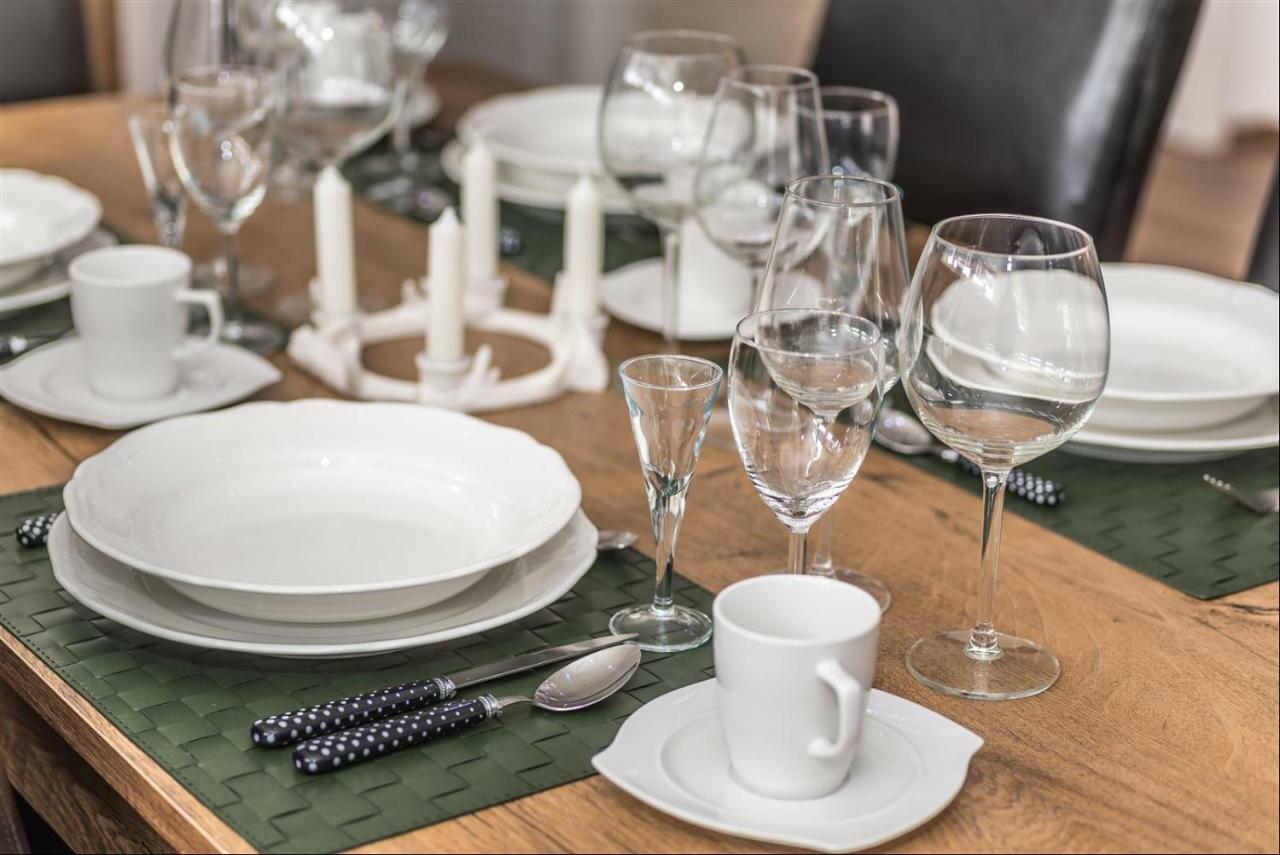 Apartman Hubertus 5* Vagovina Buitenkant foto