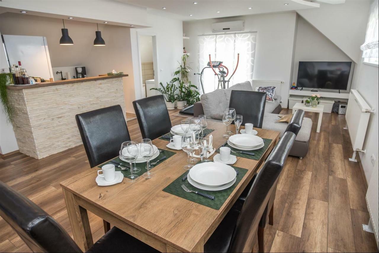 Apartman Hubertus 5* Vagovina Buitenkant foto