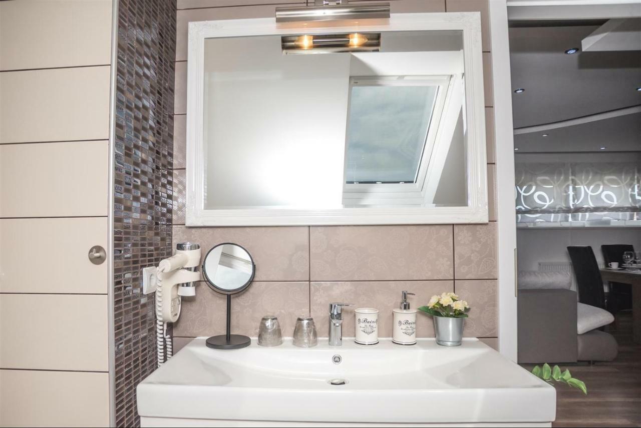 Apartman Hubertus 5* Vagovina Buitenkant foto