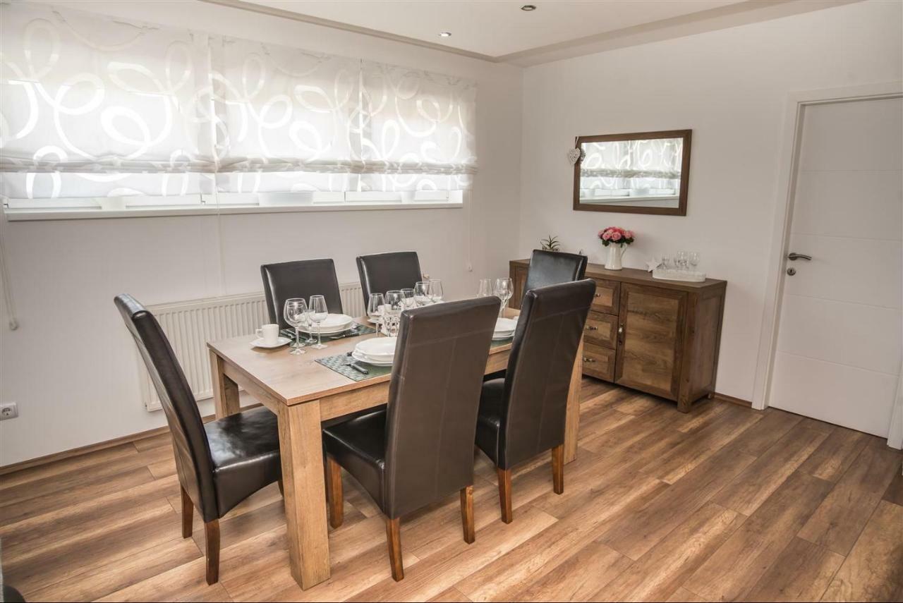 Apartman Hubertus 5* Vagovina Buitenkant foto